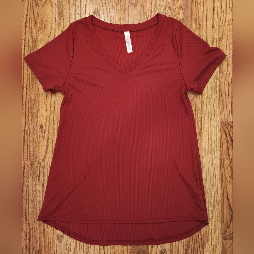 LulaRoe Small Short Sleeve Top